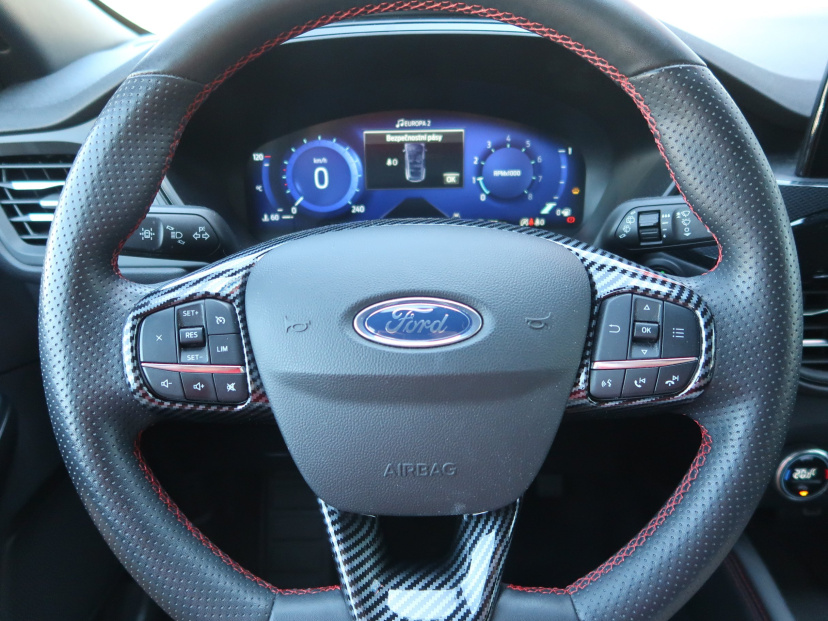 Ford Kuga, 2023