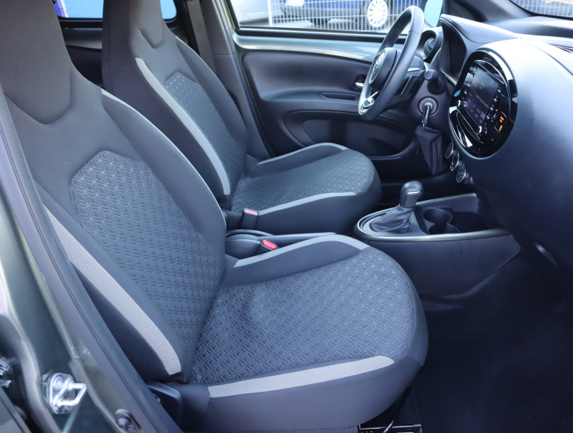 Toyota Aygo, 2022
