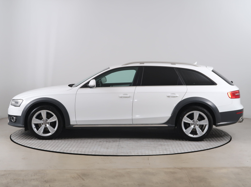 Audi A4 Allroad, 2013