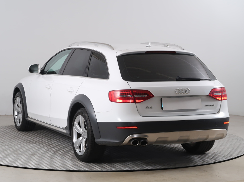 Audi A4 Allroad, 2013