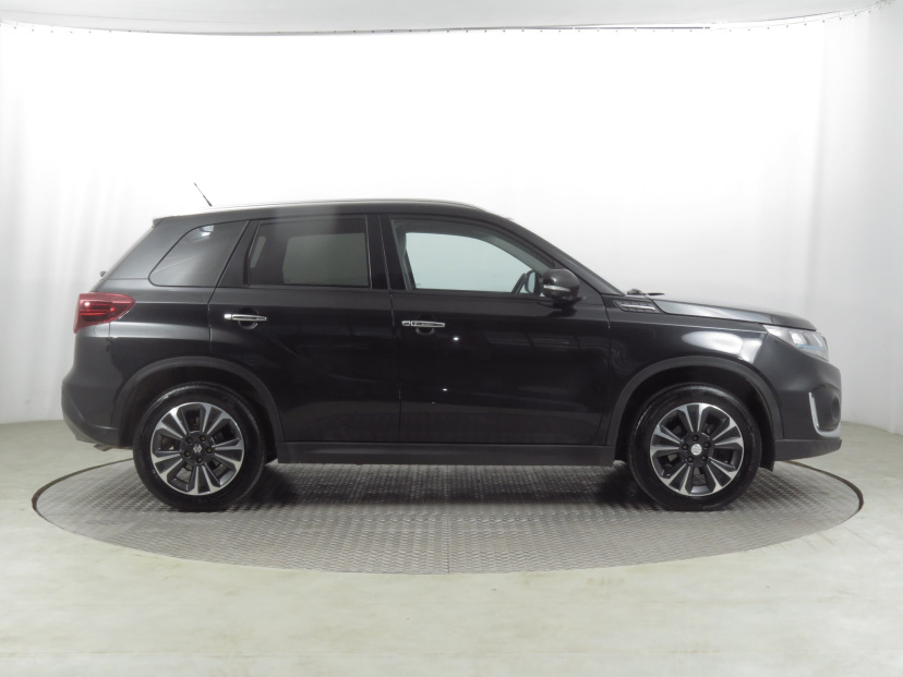 Suzuki Vitara, 2021