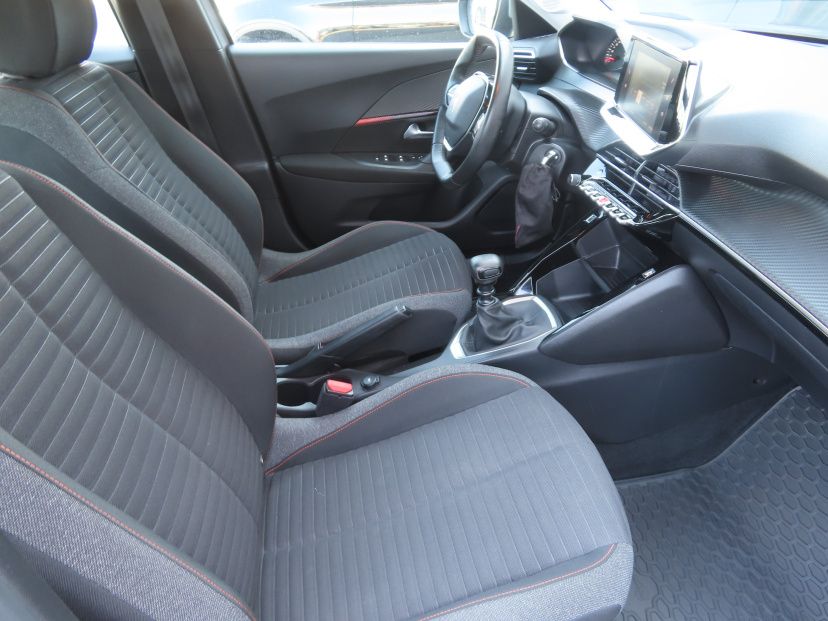 Peugeot 2008, 2020