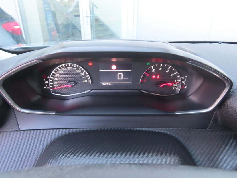 Peugeot 2008, 2020