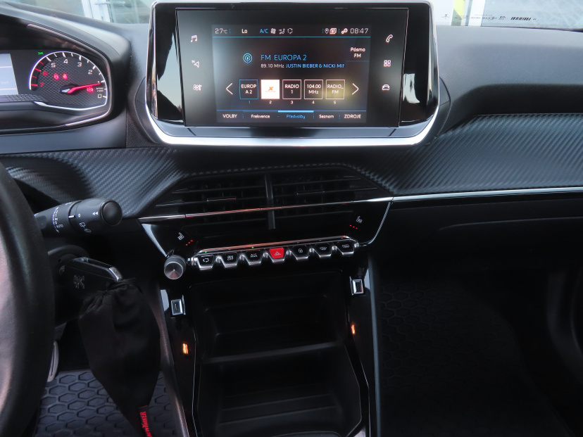 Peugeot 2008, 2020
