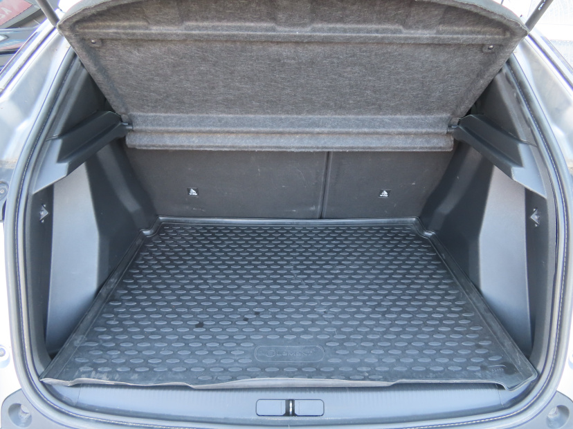 Peugeot 2008, 2020