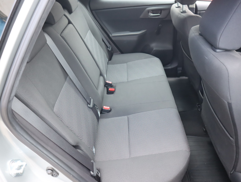 Toyota Auris, 2013