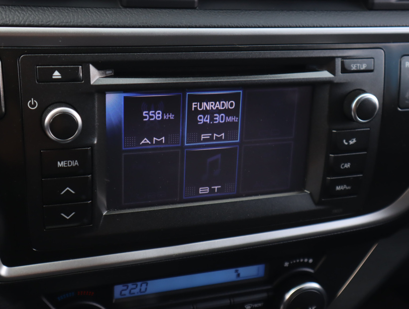 Toyota Auris, 2013