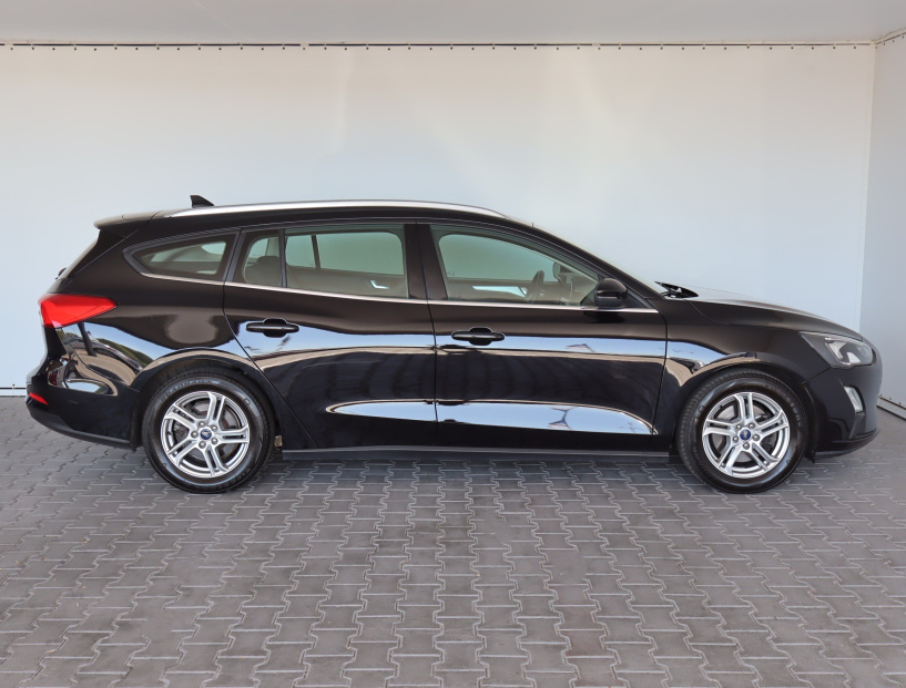 Ford Focus, 2022