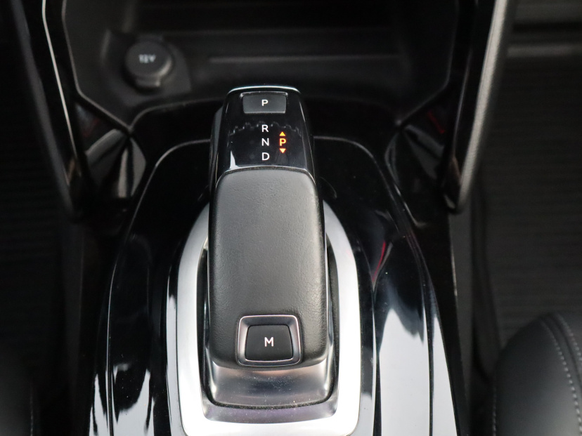 Peugeot 2008, 2021