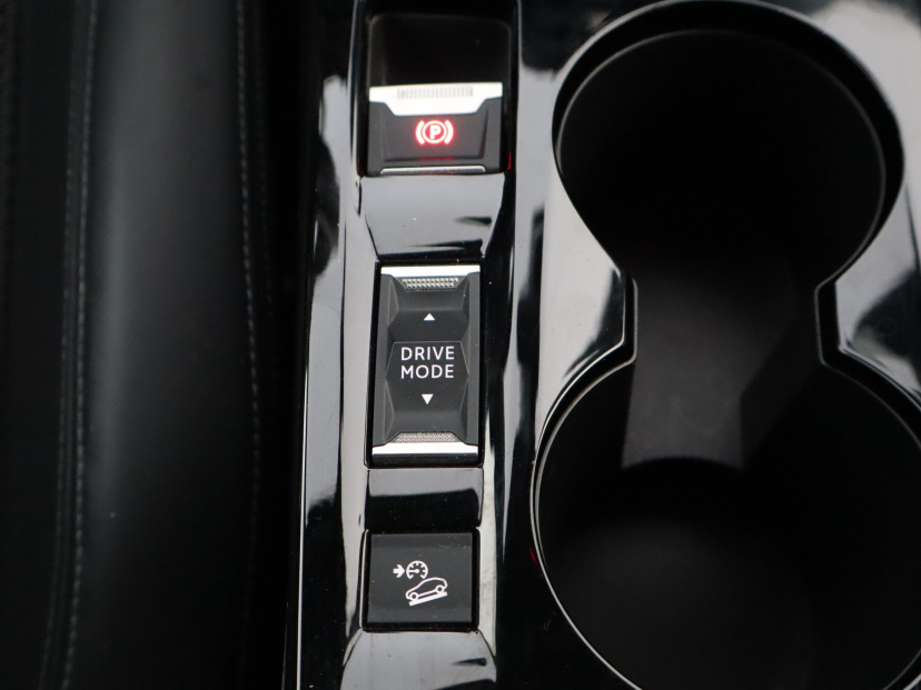 Peugeot 2008, 2021