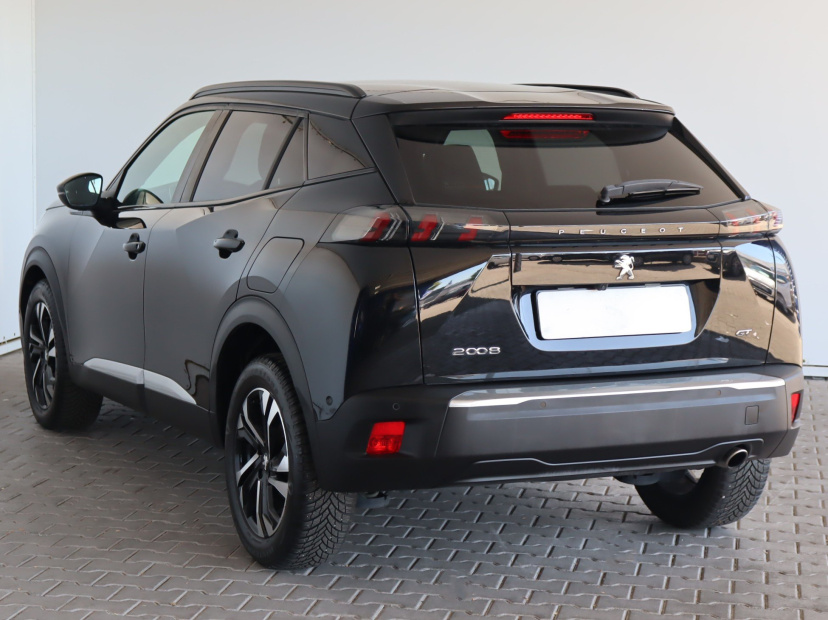 Peugeot 2008, 2021