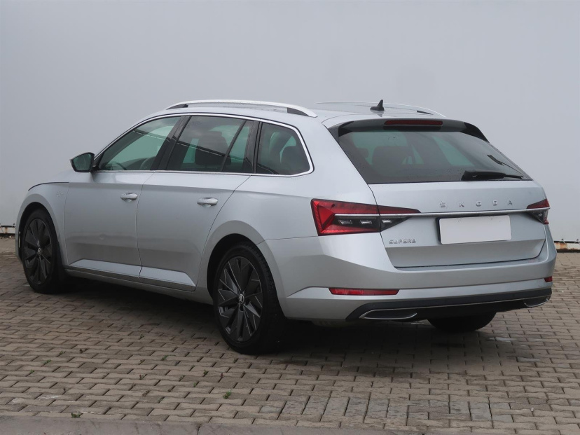 Škoda Superb, 2020