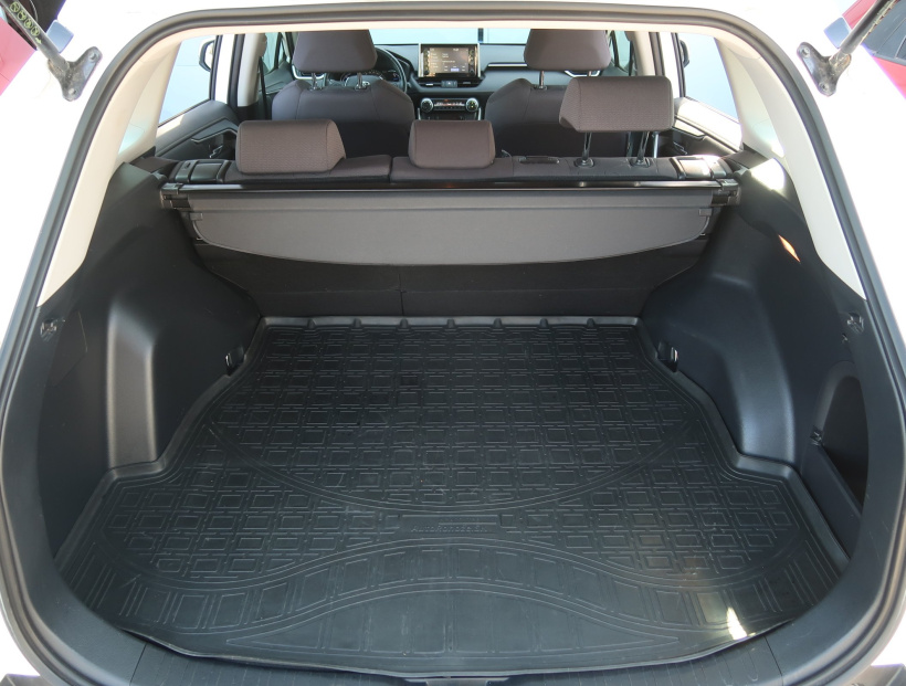 Toyota RAV 4, 2021