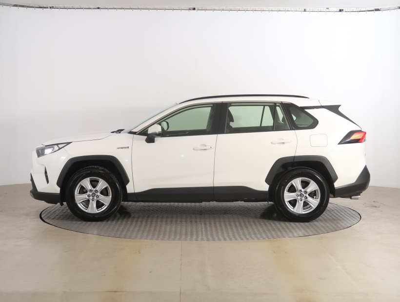 Toyota RAV 4, 2021