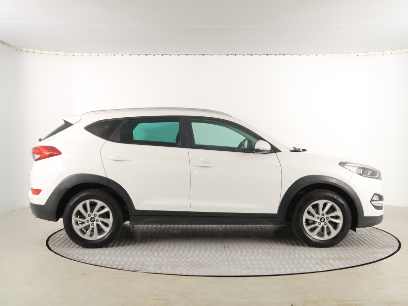 Hyundai Tucson, 2016