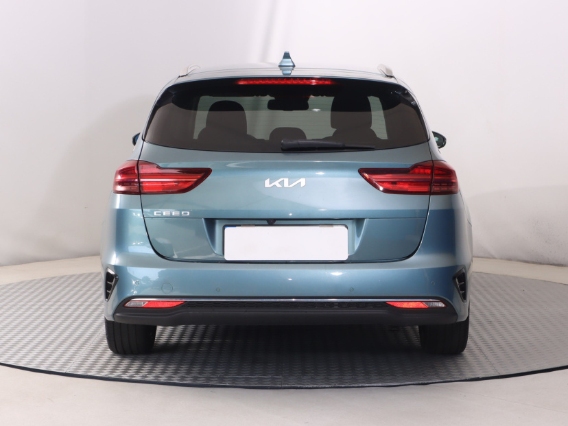 Kia Ceed, 2022