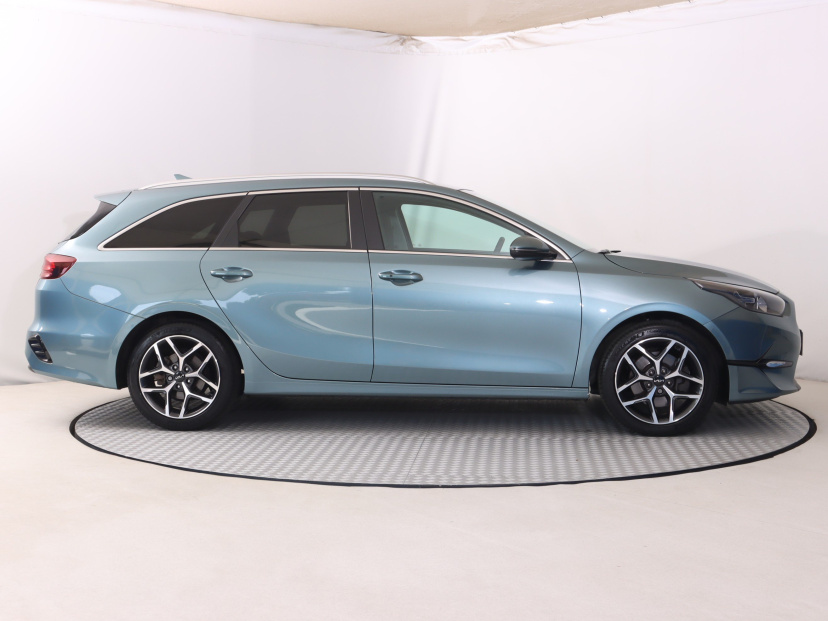 Kia Ceed, 2022