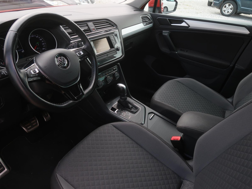 Volkswagen Tiguan, 2016