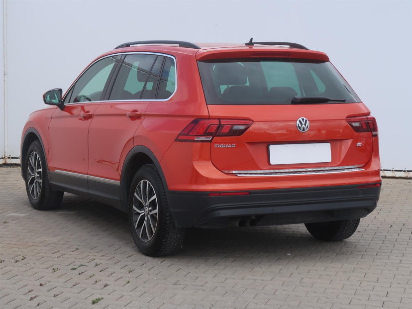 Volkswagen Tiguan, 2016