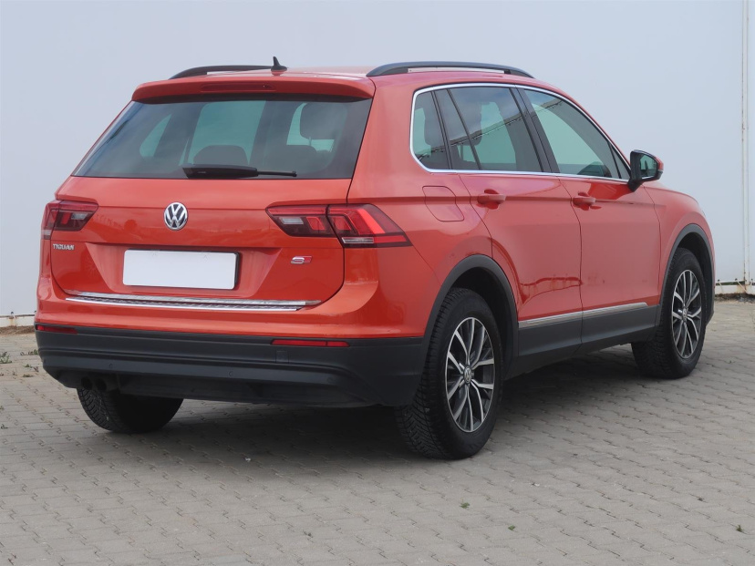 Volkswagen Tiguan, 2016