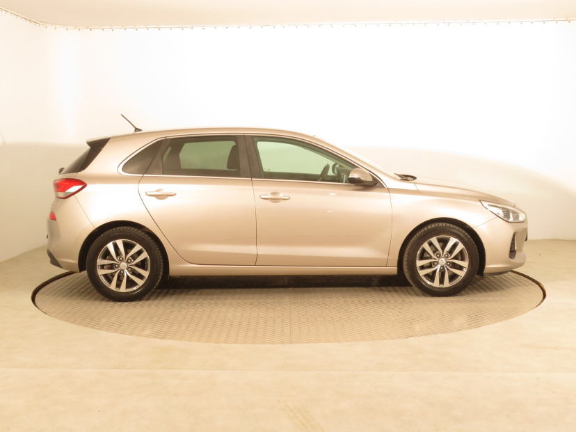 Hyundai i30, 2018
