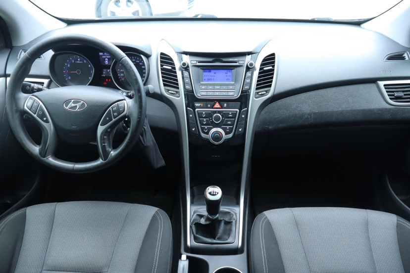 Hyundai i30, 2012