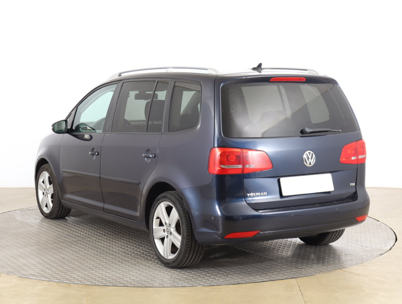 Volkswagen Touran, 2013