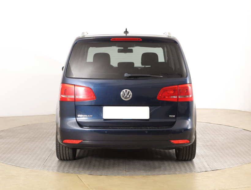 Volkswagen Touran, 2013