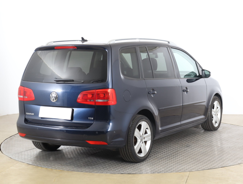 Volkswagen Touran, 2013