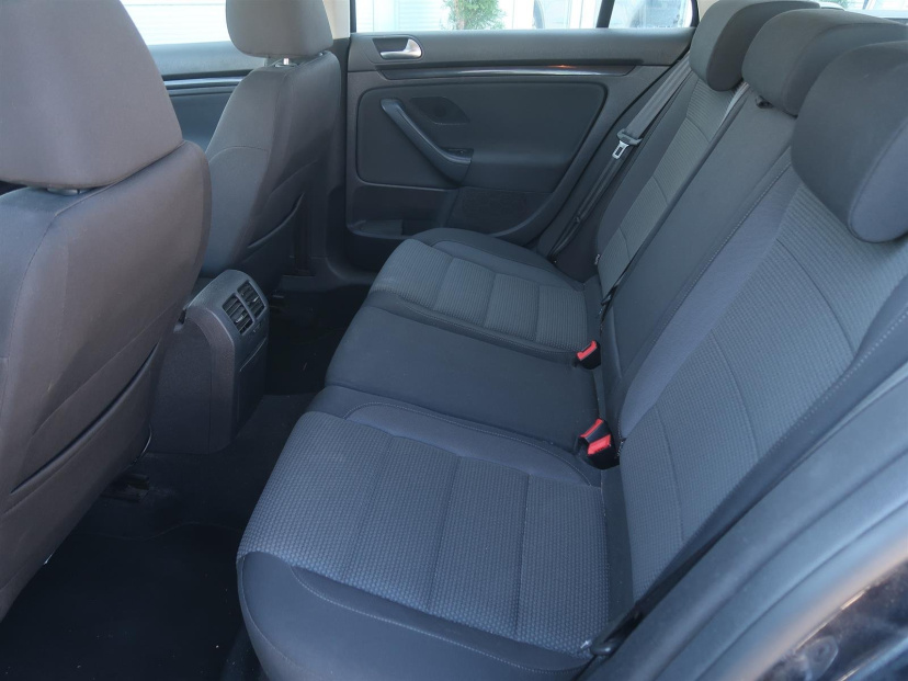 Volkswagen Golf, 2012
