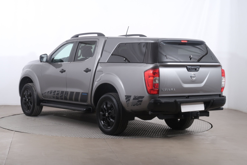Nissan Navara, 2022