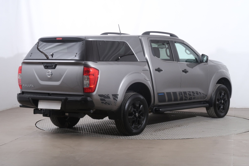 Nissan Navara, 2022