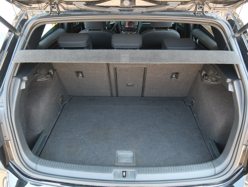 Volkswagen Golf, 2015