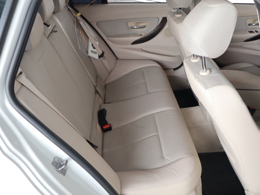 BMW 3, 2013