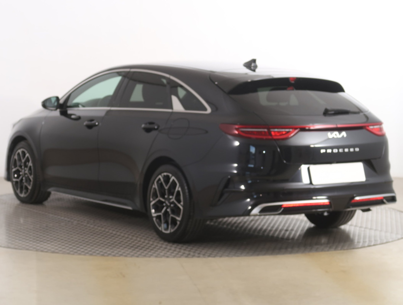 Kia ProCeed, 2022