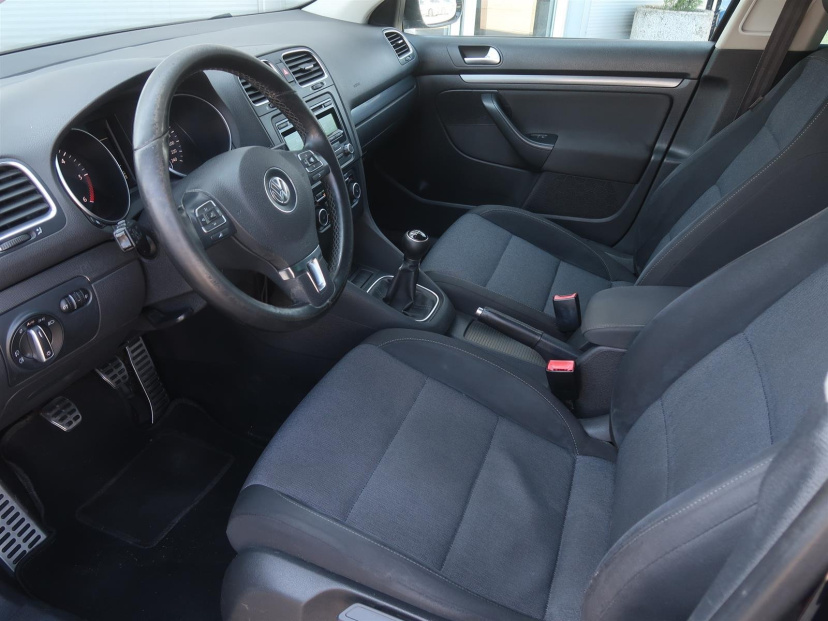 Volkswagen Golf, 2011