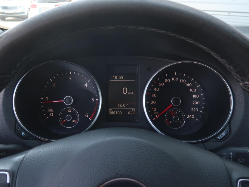 Volkswagen Golf, 2011