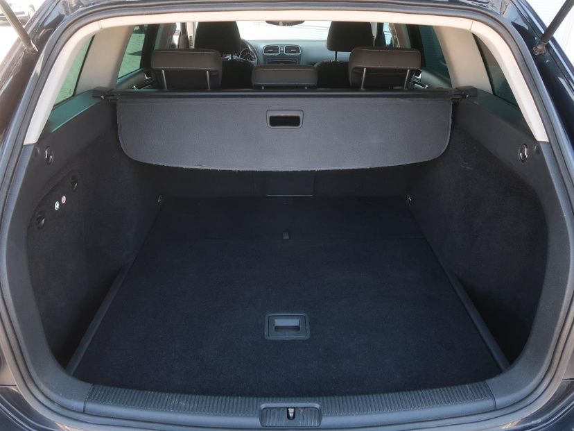 Volkswagen Golf, 2011