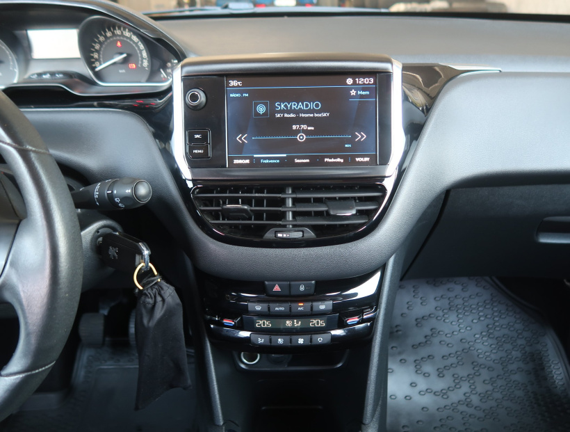Peugeot 208, 2019