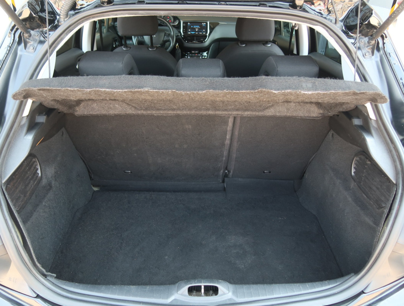 Peugeot 208, 2019