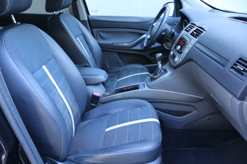 Ford Kuga, 2010