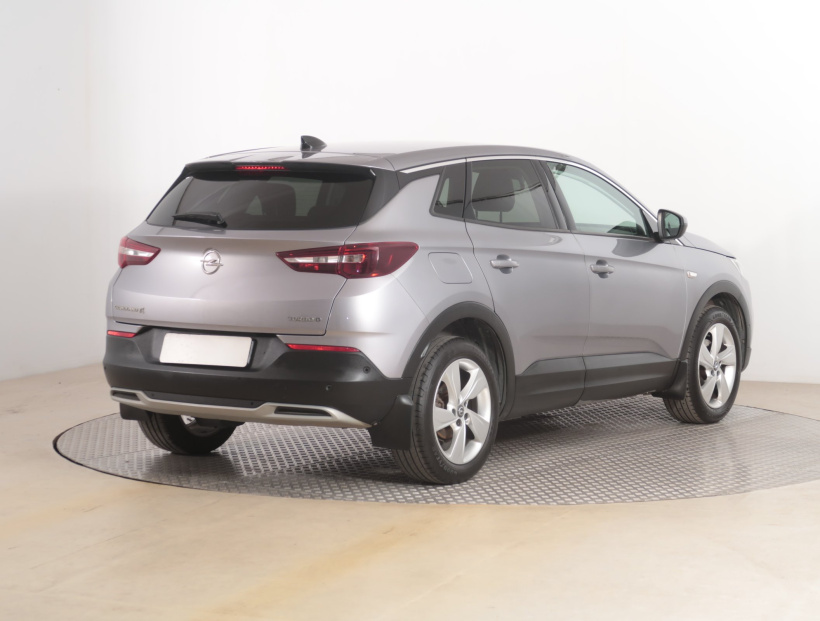 Opel Grandland, 2019