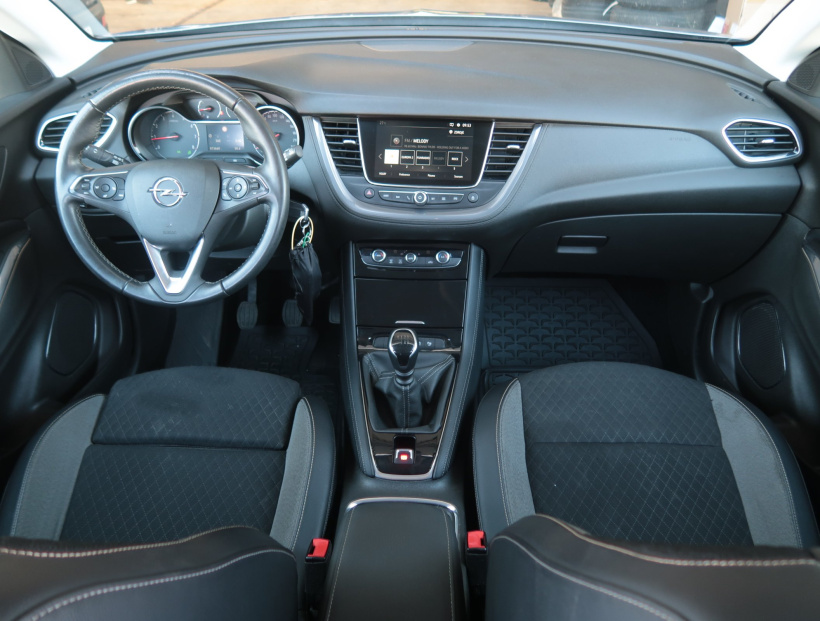 Opel Grandland, 2019