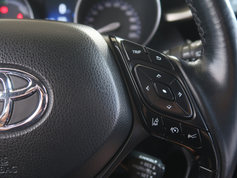 Toyota C-HR, 2018