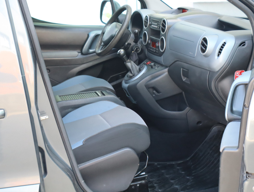 Peugeot Partner, 2013