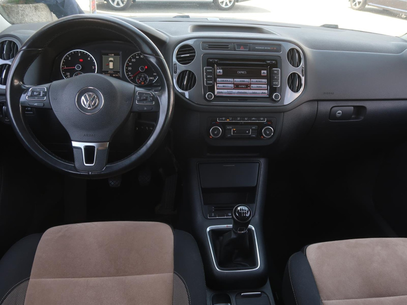 Volkswagen Tiguan, 2012