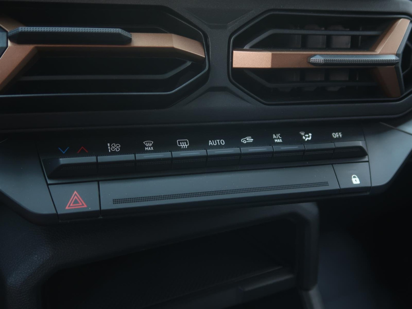 Dacia Duster, 2024