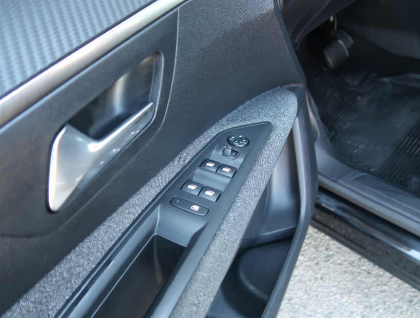 Peugeot 3008, 2018