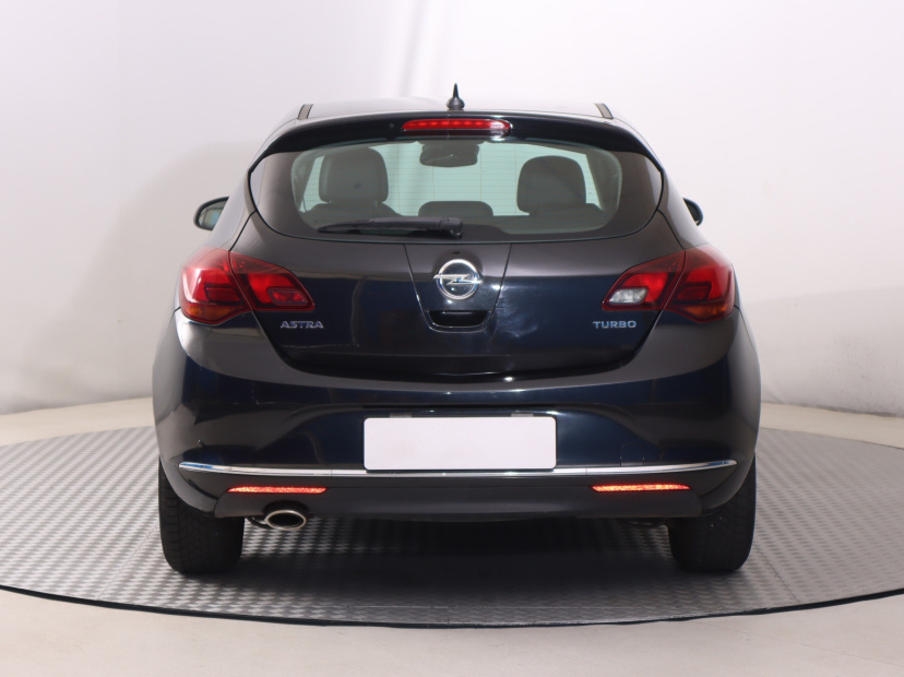 Opel Astra, 2015