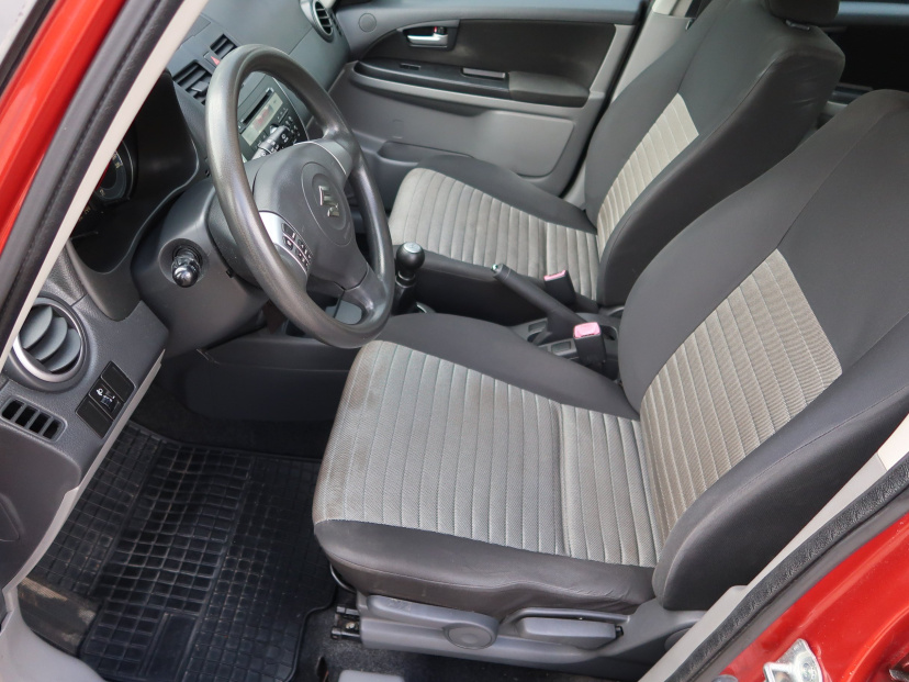 Suzuki SX4, 2012